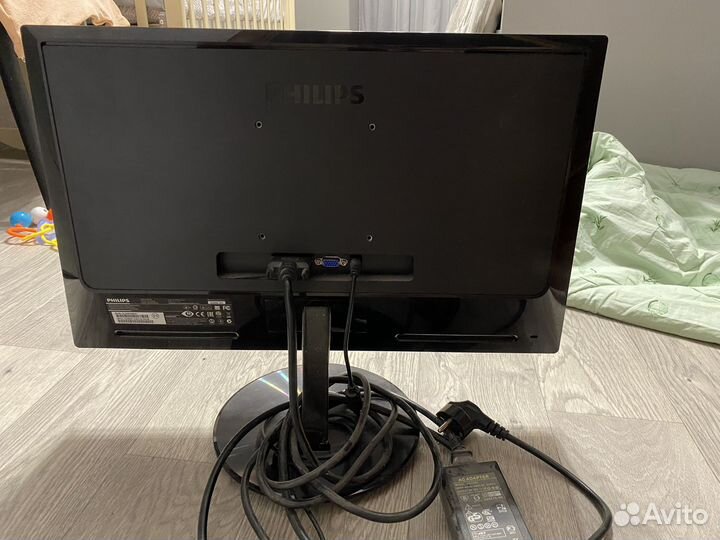 Монитор для компьютера philips
