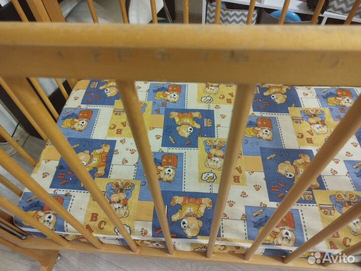 Детская кроватка