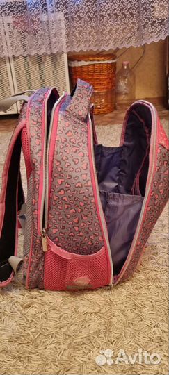 Рюкзак школьный