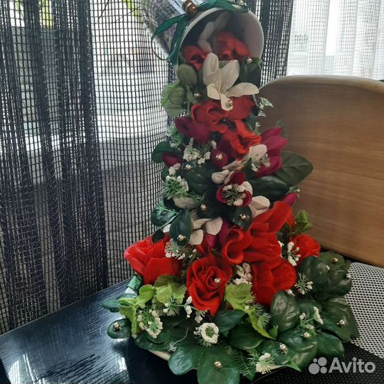 Парящая чаша