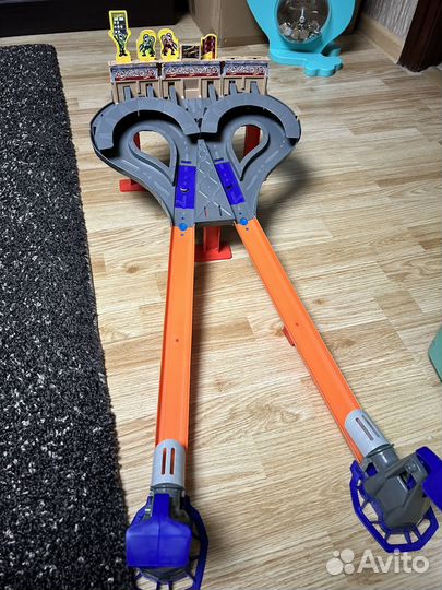 Hot wheels трек