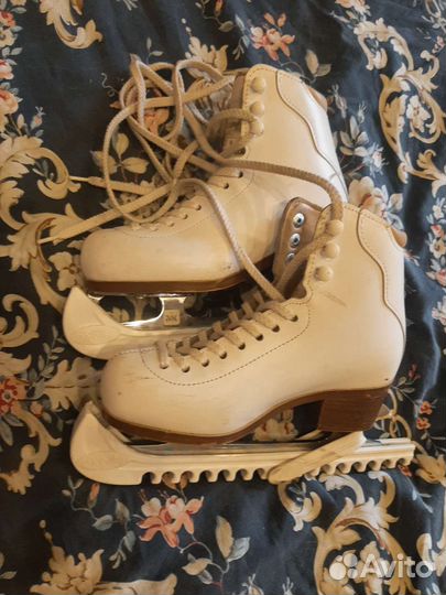 Коньки axel р.32(Россия)
