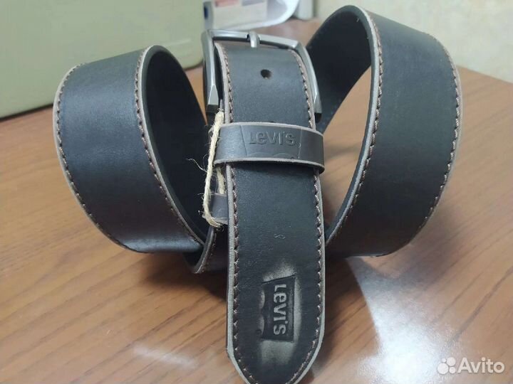 Мужской кожаный ремень. Брендовый