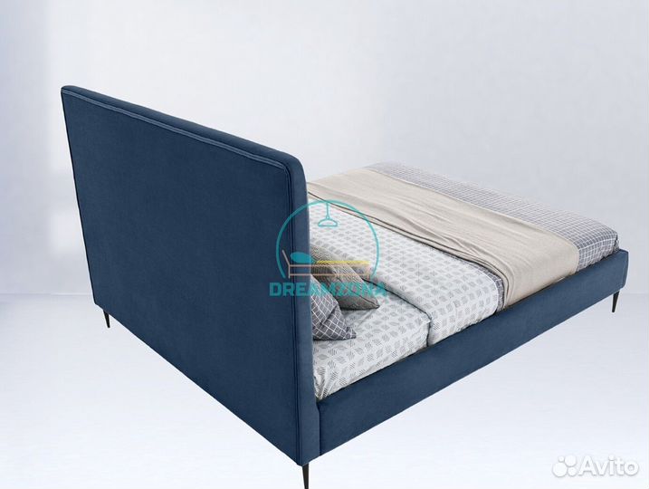 Кровать Оскар с мягким изголовьем под заказ