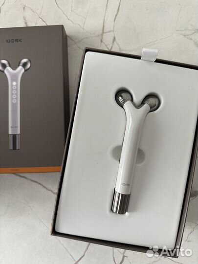 Массажер для лица микротоки bork
