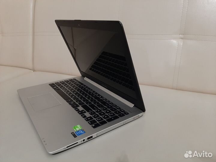 Asus i7 4500U/12GB/Nvidia GeForce 840M