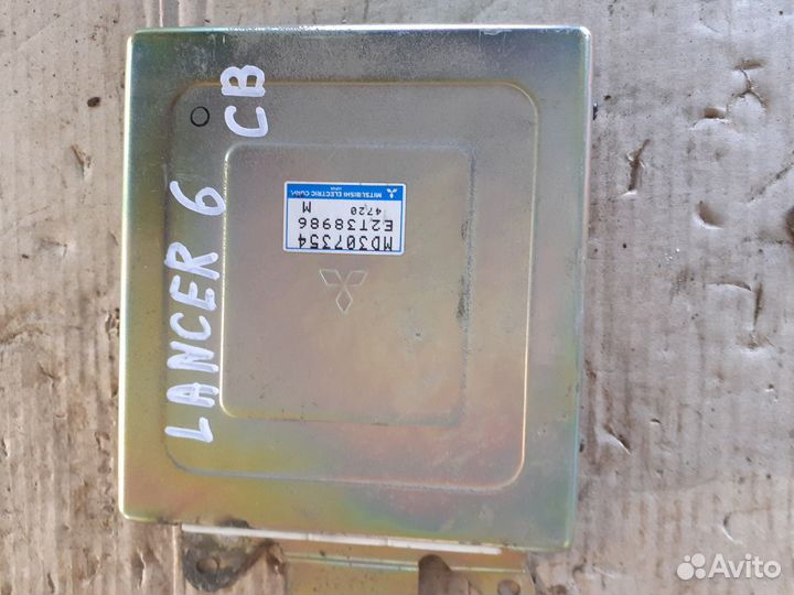 Блок управления двигателем Мицубиси Лансер 1.6 92