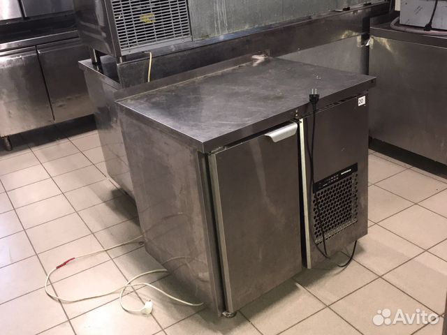 Холодильный стол 86см