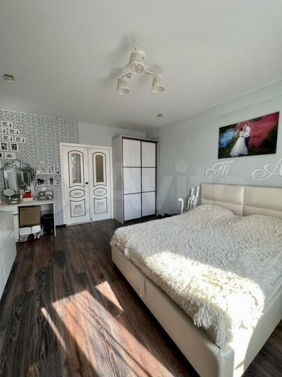 3-к. квартира, 80 м², 4/4 эт.