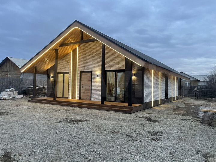 Дом 130 м² на участке 6 сот.