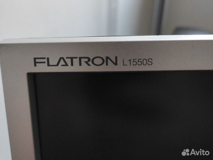 Монитор lg flatron l1550s
