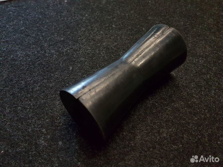 Килевой ролик лодочный на прицеп L125