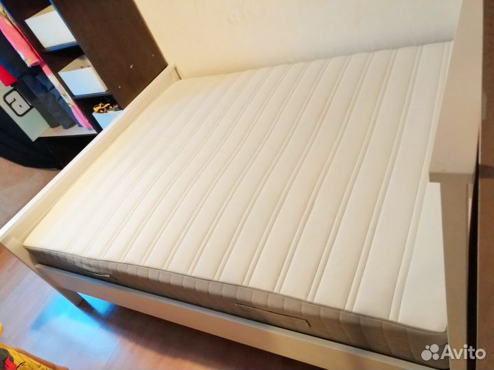 Кровать двуспальная IKEA