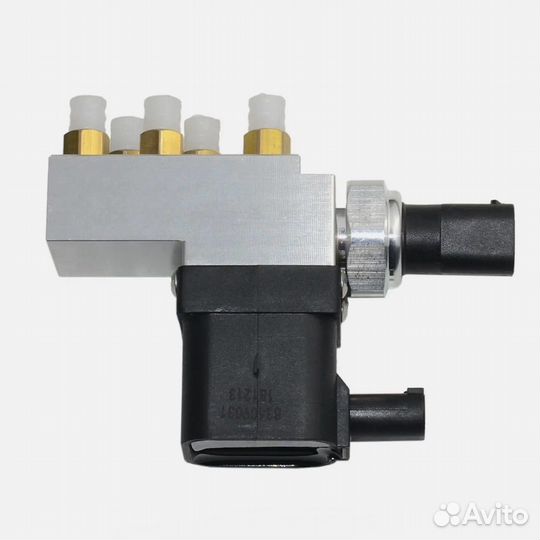 Блок клапанов компрессора Mercedes-Benz E W211