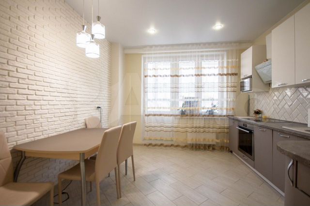 2-к. квартира, 75 м², 17/20 эт.