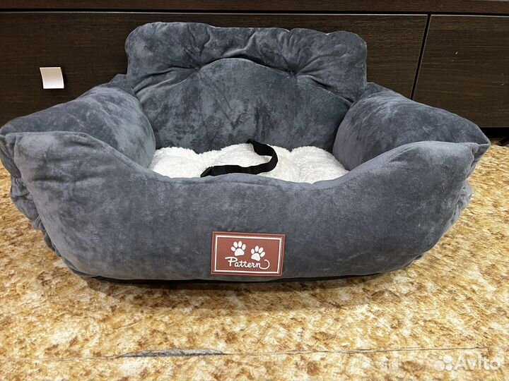 Автокресло, лежак для собак