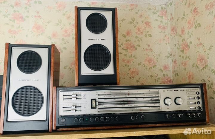Радиола Элегия 102 стерео