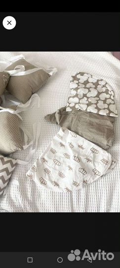 Бортики в кроватку, простыни для круглого матраца