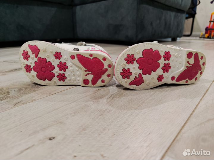 Сандалии для девочки 22 размер