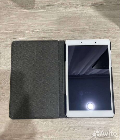 Планшет Samsung galaxy Tab A 8.0 2019 32 гб