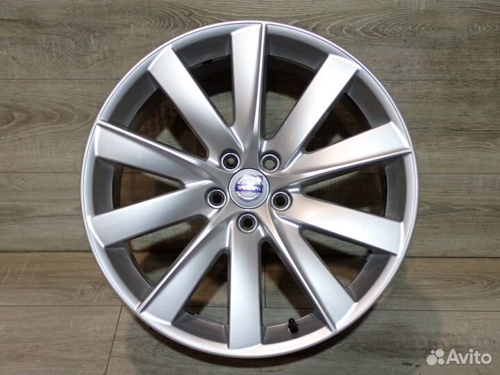 Комплект R19 оригинальных дисков Volvo XC90