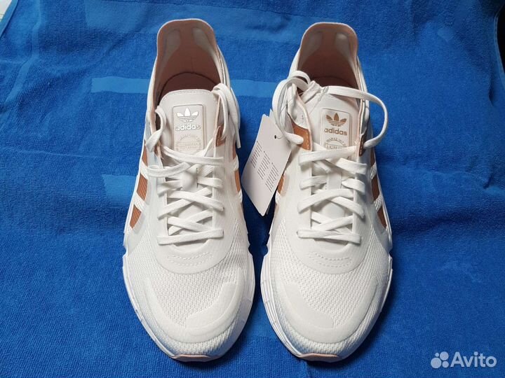 Кроссовки женские adidas, р.39