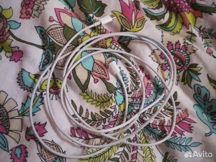 Кабель для iPhone