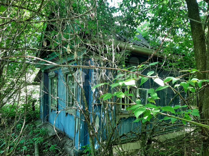 Дом 20 м² на участке 20 сот.