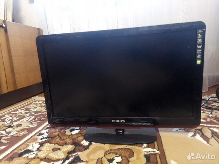 Телевизор Philips 55,8 см