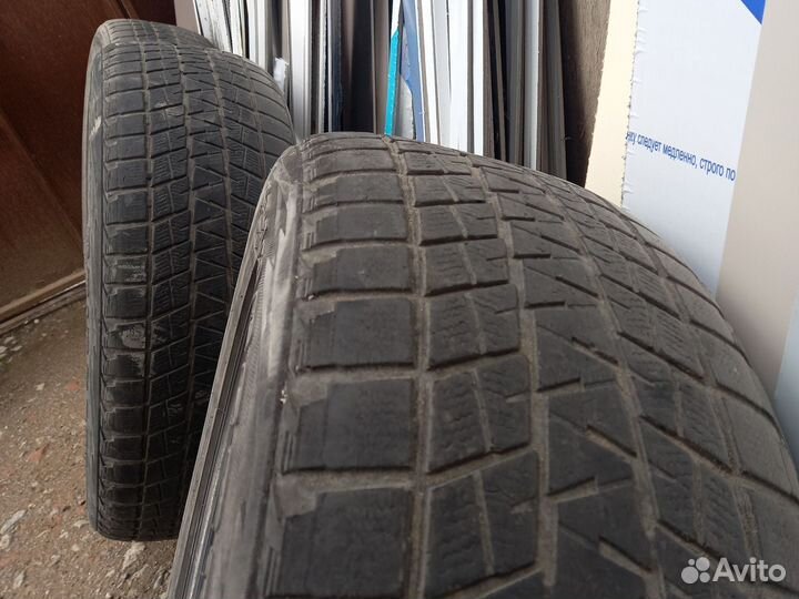 Bridgestone Blizzak DM-V1 235/55 R19 101