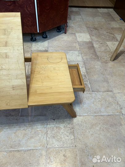 Столик ждя ноутбука