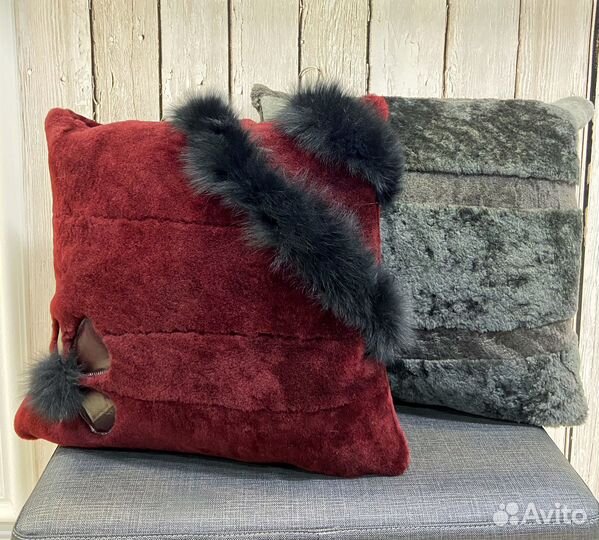 Мутоновые меховые подушки. Ручная работа