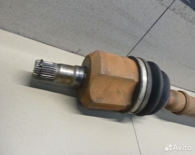 Полуось передняя правая VW Гольф Golf V 2003-2009