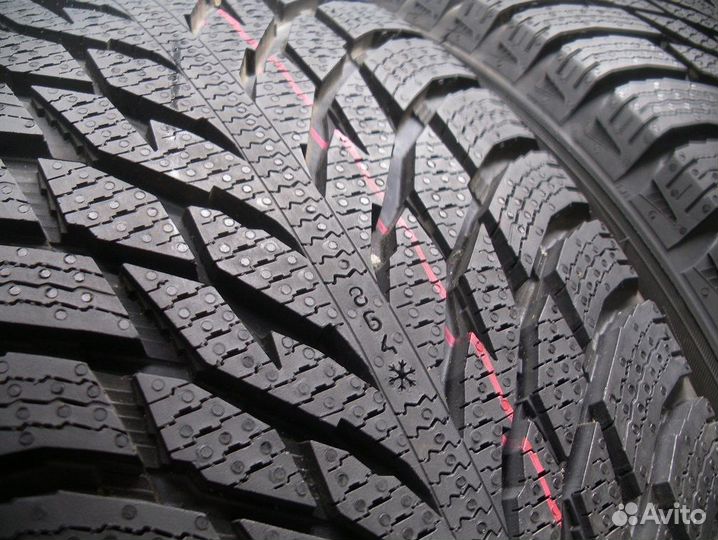 Nokian Tyres Hakkapeliitta R3 SUV 265/40 R21 105T