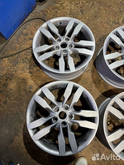 Литые диски r18 5/112