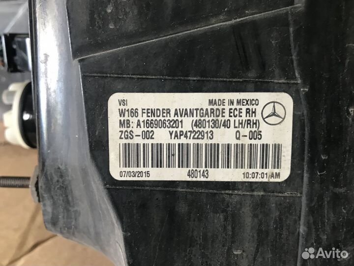 Фонарь правый ML W166