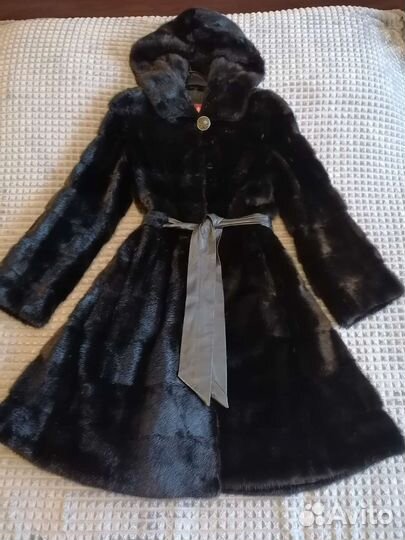 Шуба норковая с капюшоном 44 46