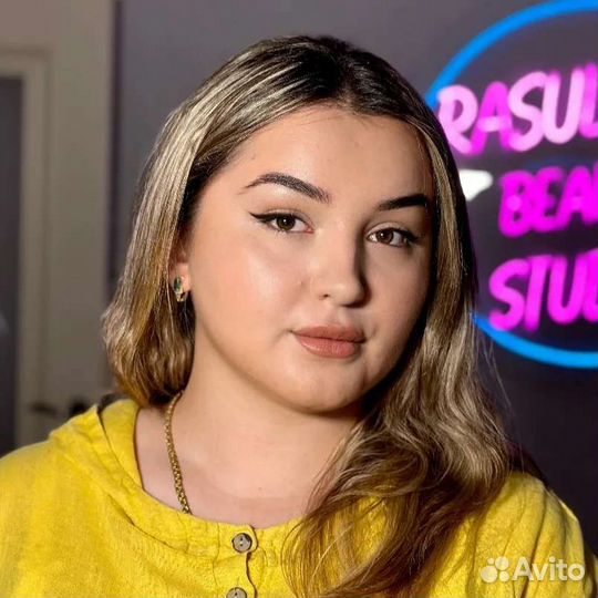 Модель на макияж