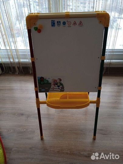 Мольберт детский