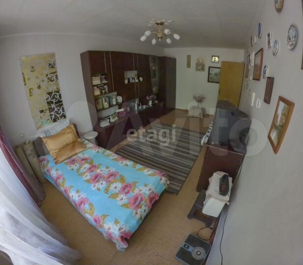 2-к. квартира, 43 м², 1/5 эт.