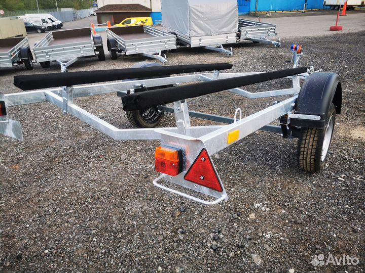 Прицеп для лодки до 5,8 метра Русич 600