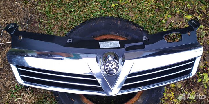 Решетка радиатора opel astra h бу