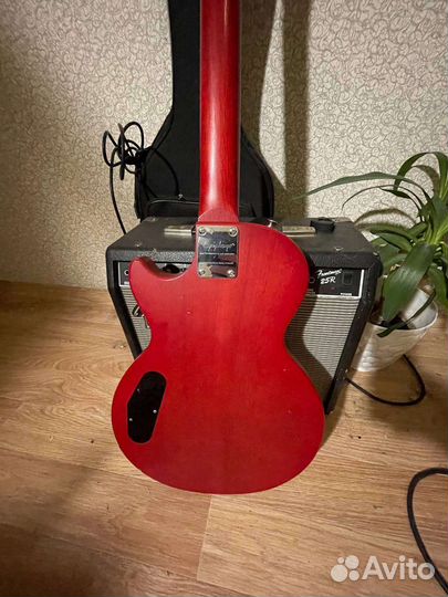 Электро гитара epiphone les paul