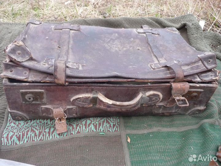 Кожаный чемодан 19 век