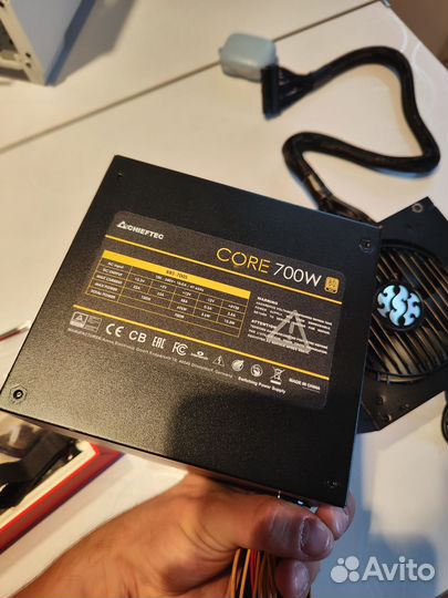 Блок питания для пк Chieftec 700w gold