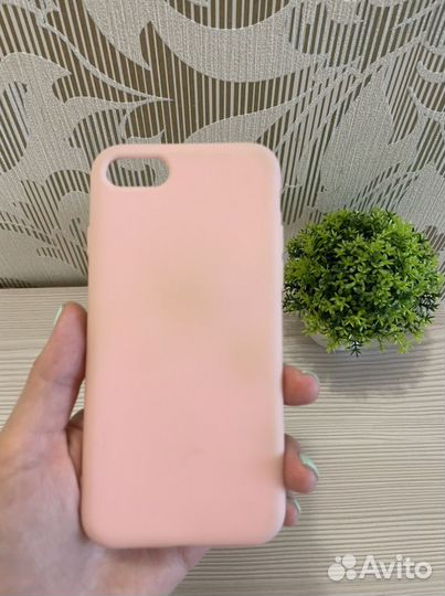 Чехол на iPhone 8