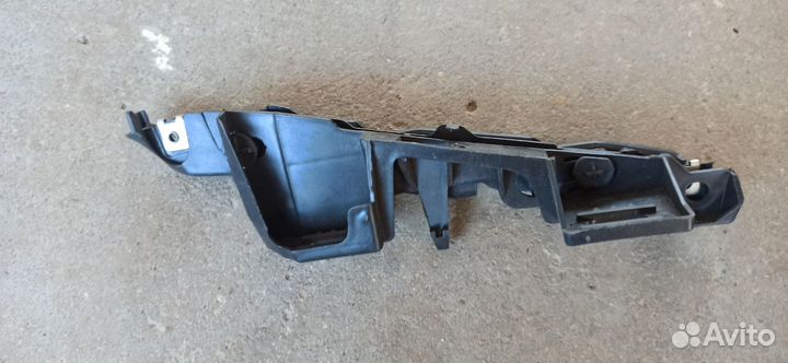 Крепление переднего бампера Правое Ситроен С4 В5