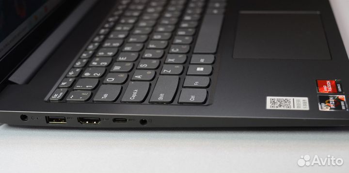 Новый быстрый ноутбук Lenovo/ Ryzen 3-5th SSD