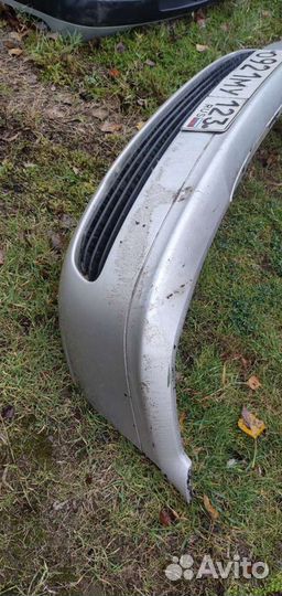 Передний бампер Opel Zafira A