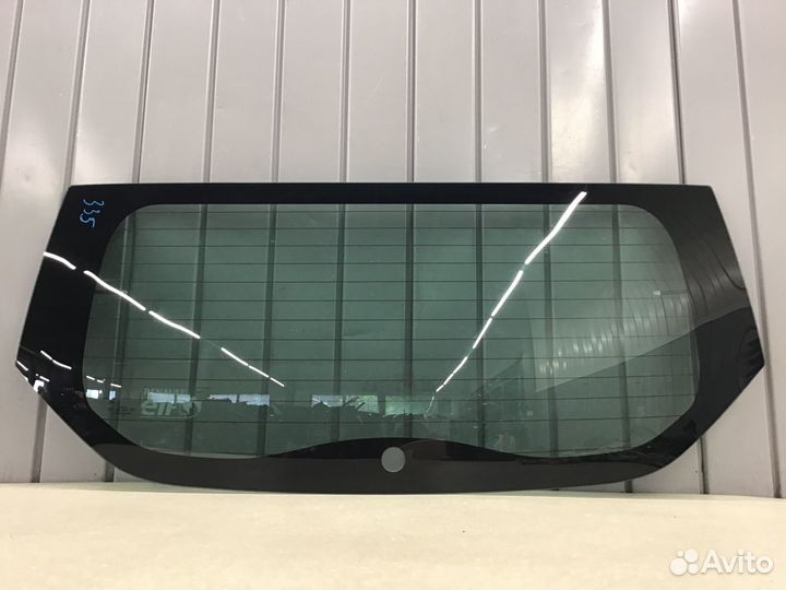 Стекло заднее Renault Duster I 2012-2021